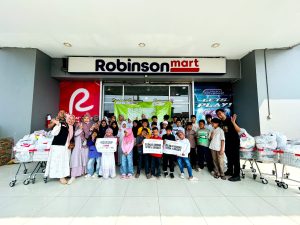 Excellent Zakat Bahagiakan 30 Anak Yatim Melalui Program Belanja Bareng di Ramayana Square Pekalongan